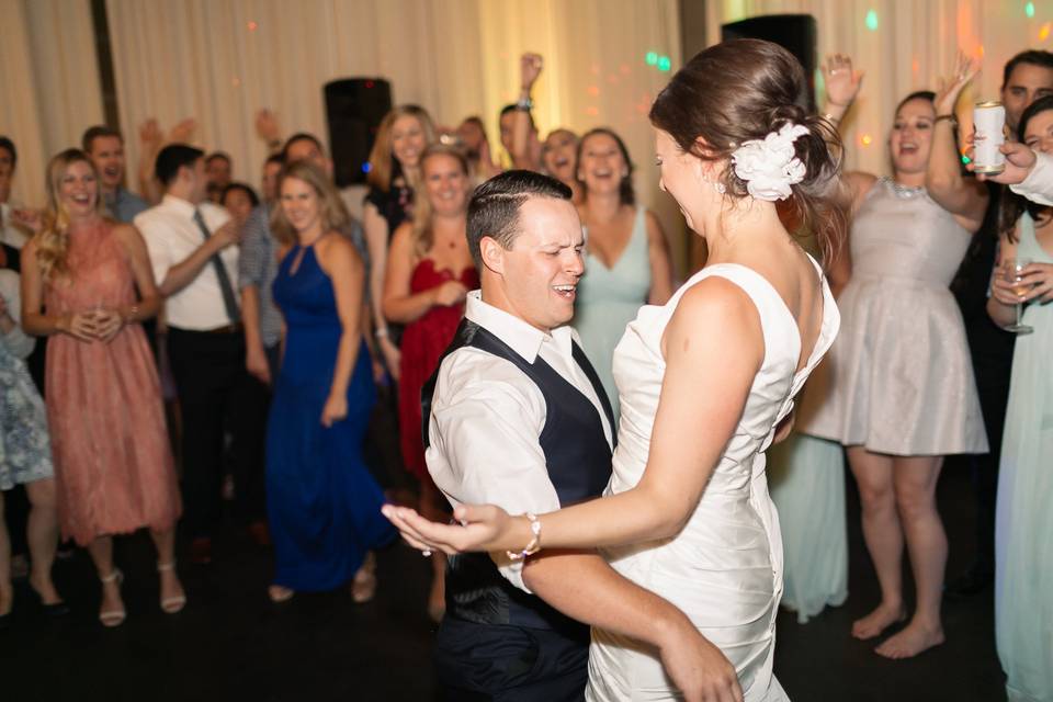 The newlyweds Photo credit: Lindsey Denman Photography