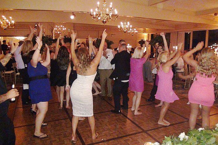 Chicago Wedding DJ - Fourth Estate Audio