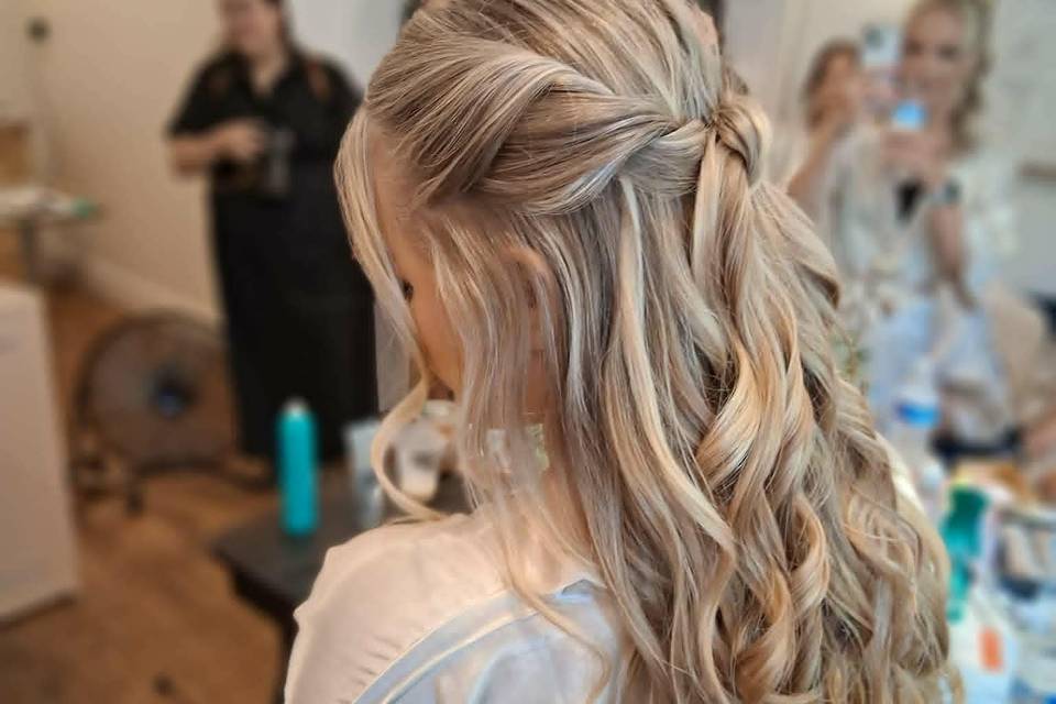 Bridesmaid hair