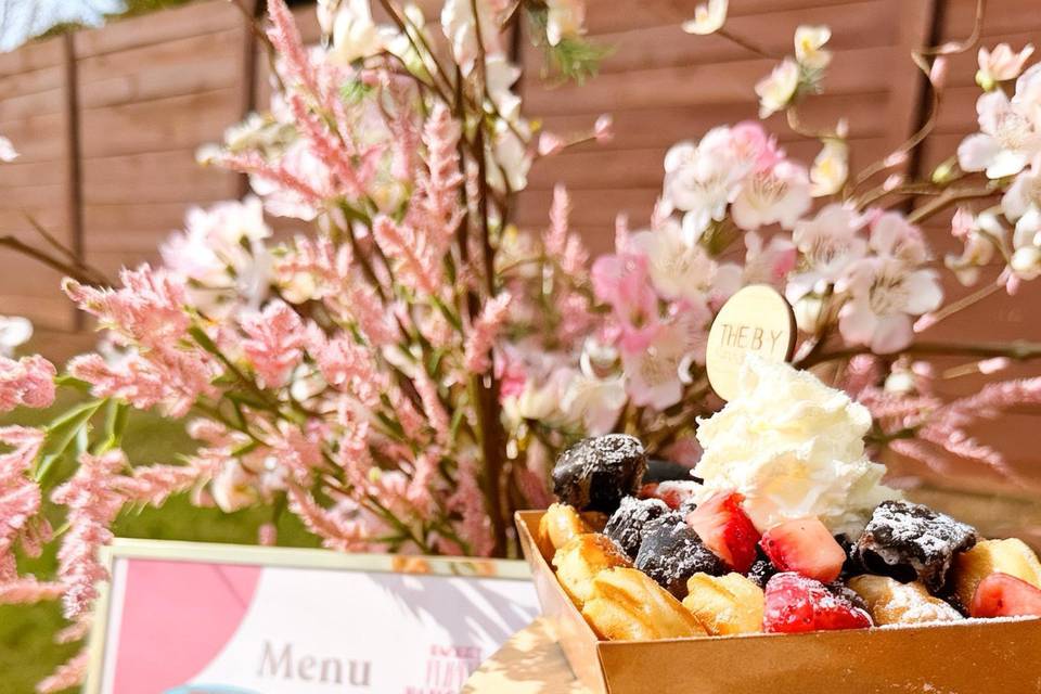 Mini pancakes with menu