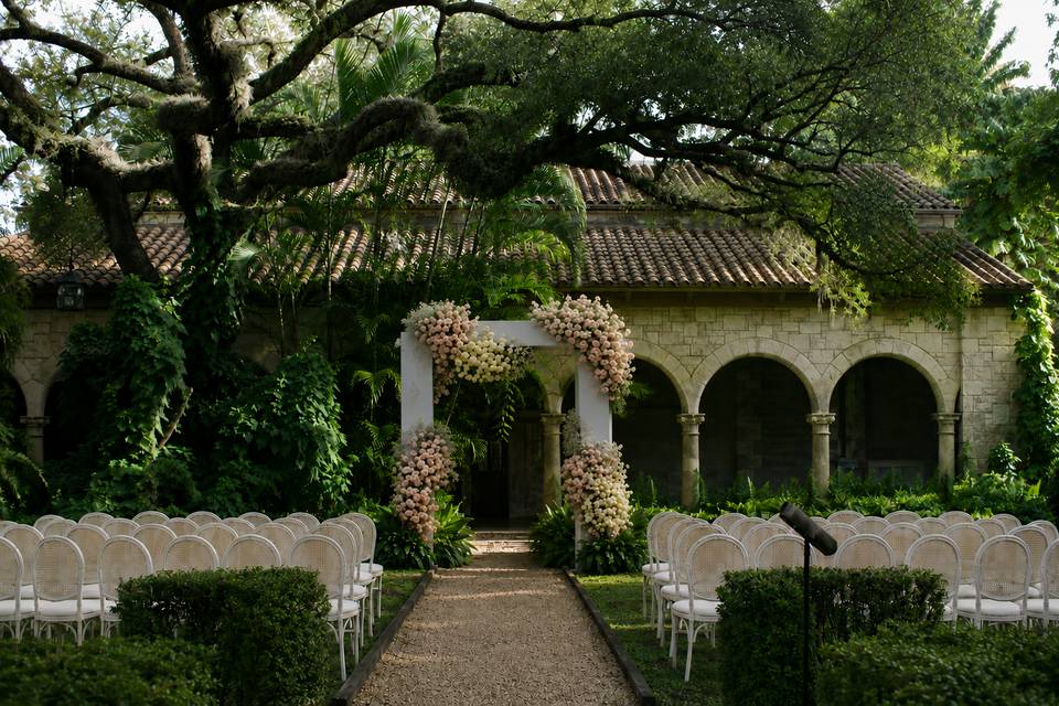 Lumea Event Rentals LLC