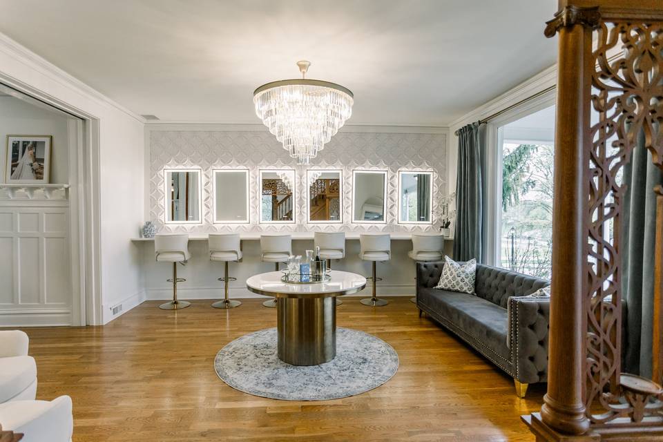 1890 Victorian House (Bridal)