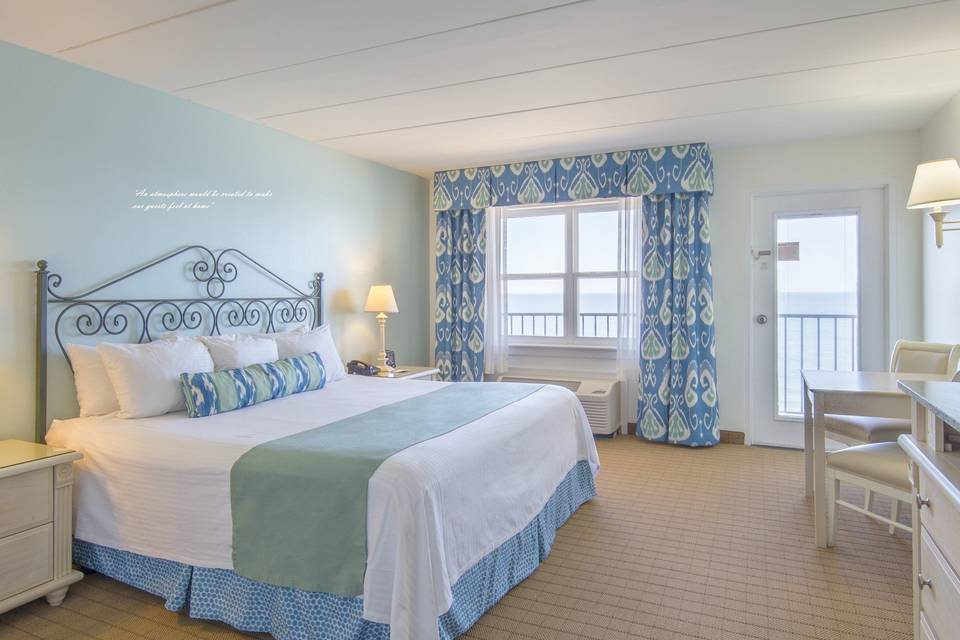 King size bed Manor Room