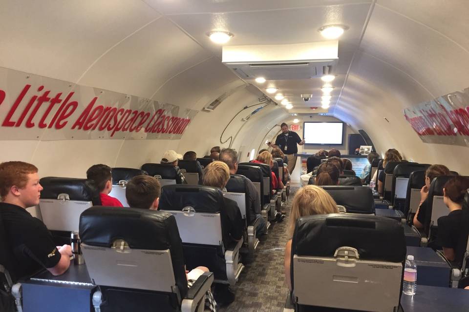Boeing 727 Classroom