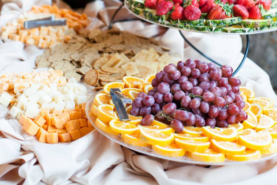 Fresh fruit table