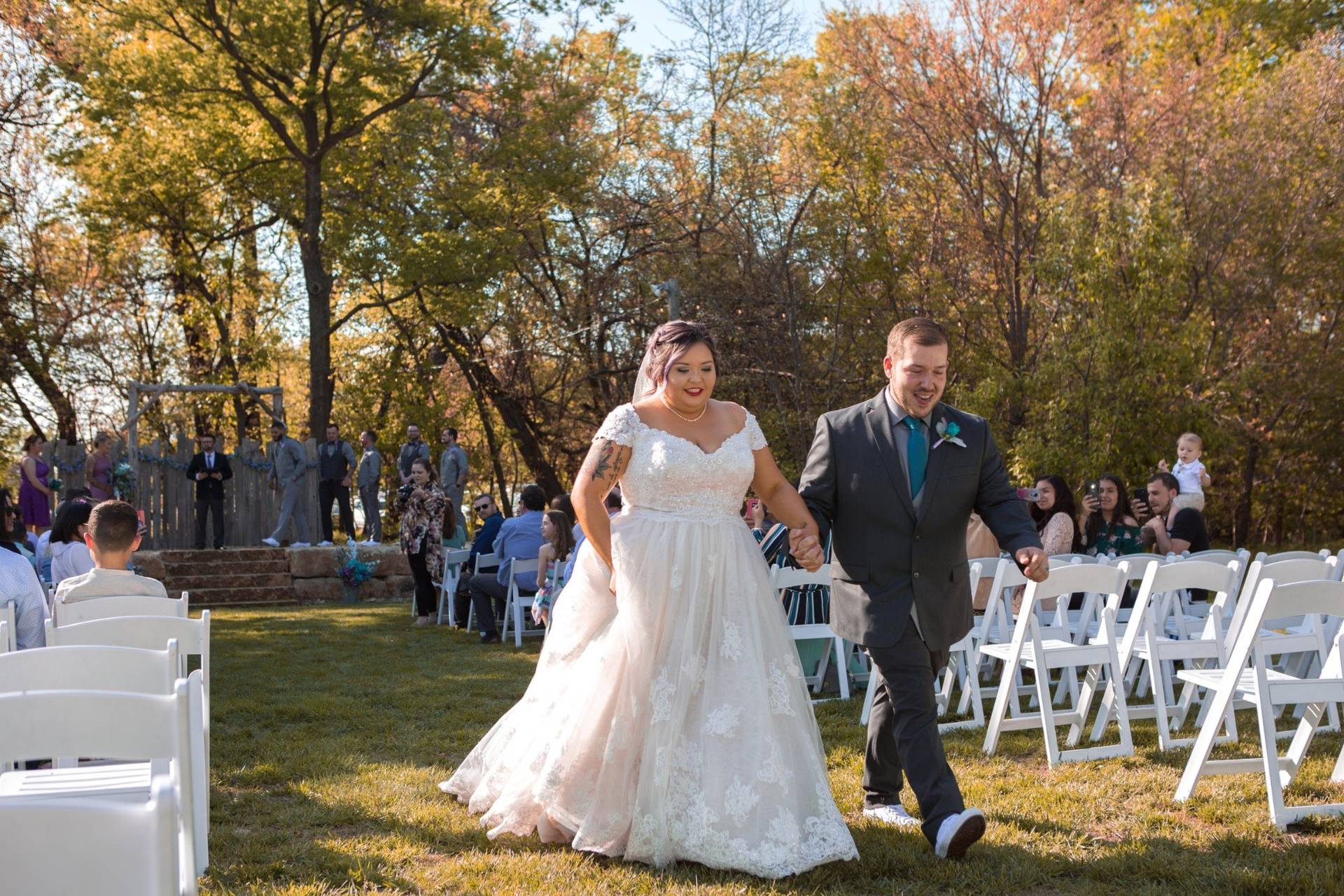 Emma Creek Barn - Venue - Hesston, KS - WeddingWire