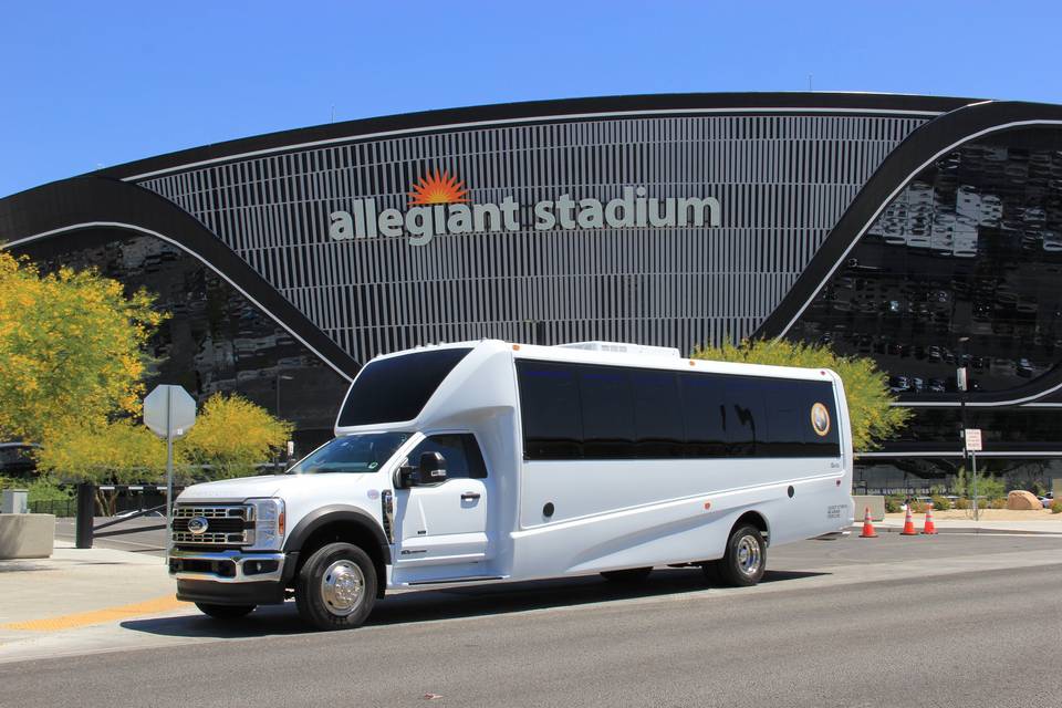 28 Passenger Executive Bus