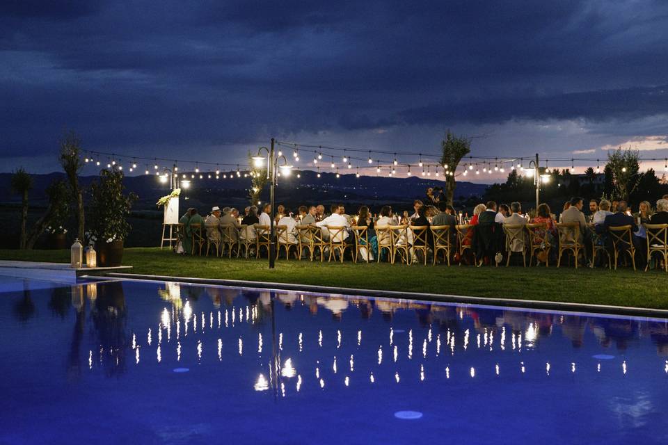 Wedding dinner at the pool