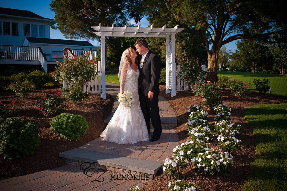 Newlyweds in the garden