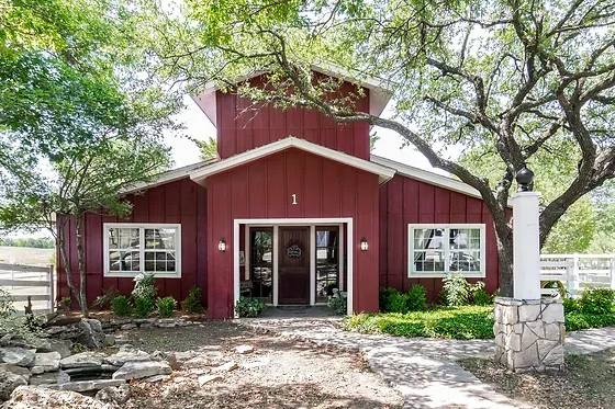 Country Ridge Cottage