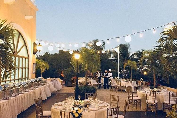 Enchanting Sandos Playacar Beach Weddings: A Comprehensive Guide