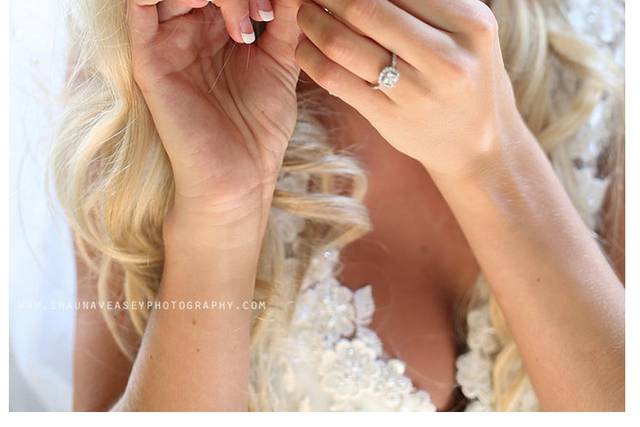 Charlotte Airbrush Makeup