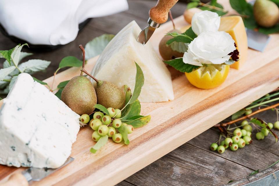 Al fresco cheese platter