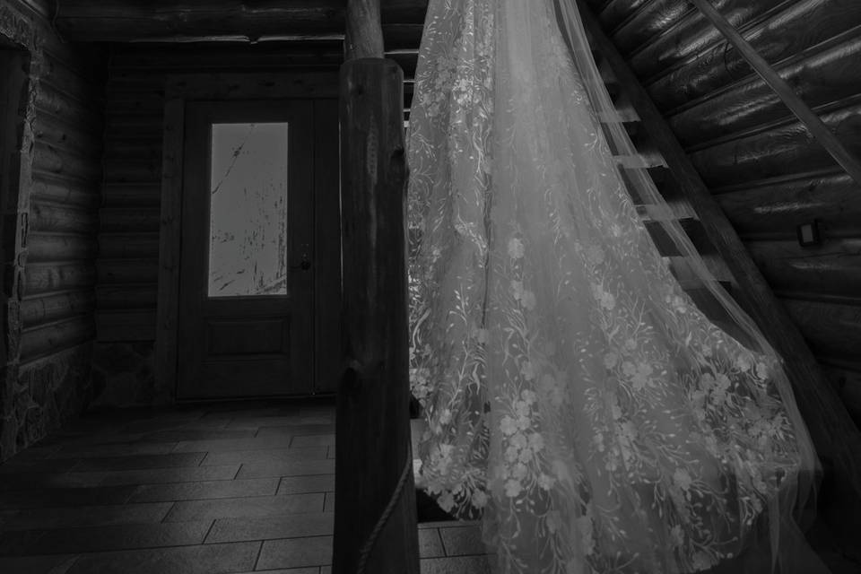 The dress and staircase