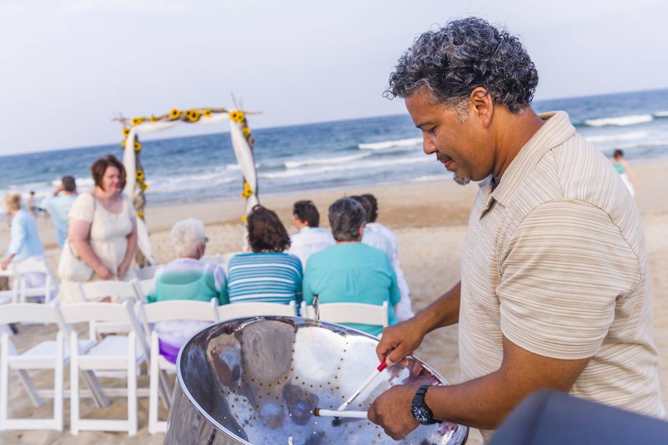 Steel Drum Weddings feat. Minsky Delmonte