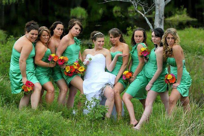 Bride & her Bridesmaids