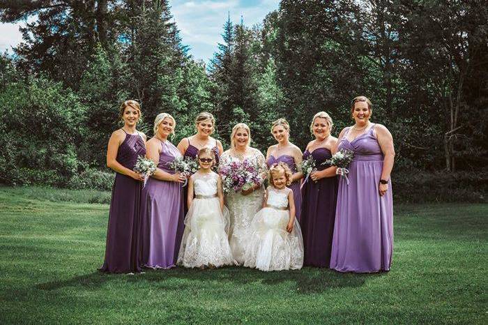 Gabrielle and her Bridesmaids