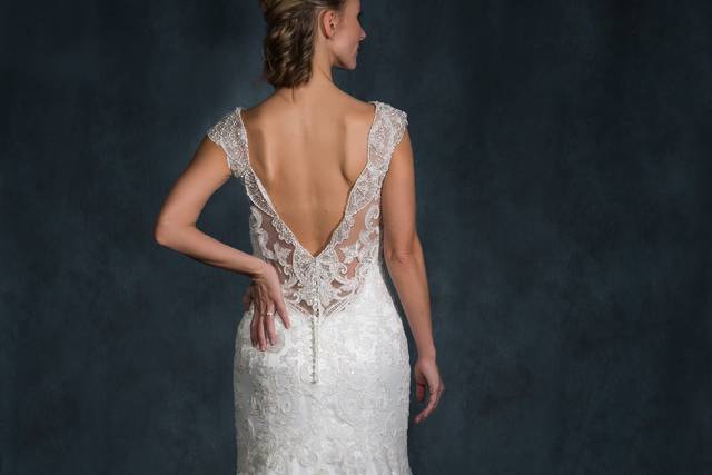 Nikki's bridal outlet boutique