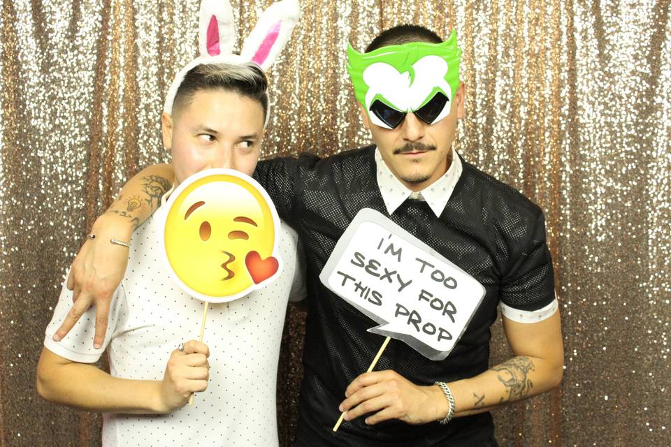 3 Dudes Photo Booth