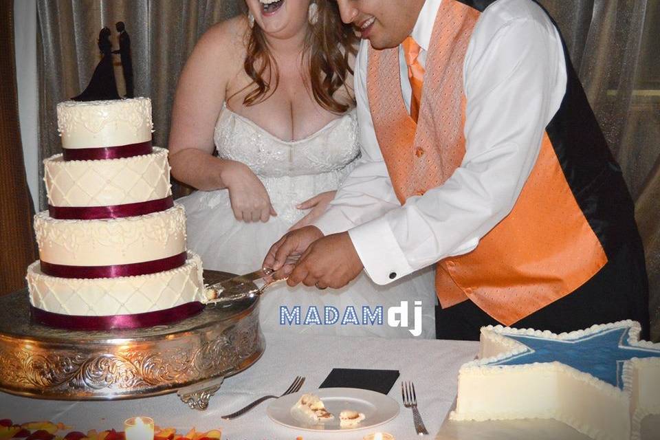 Cake cutting