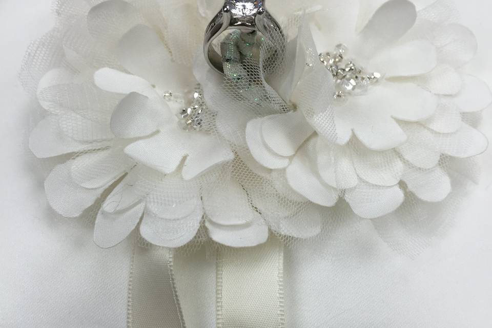 Banan Creations and Bridal