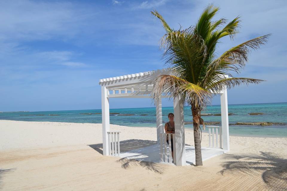 Vacations In Paradise Honeymoons and Destination Weddings