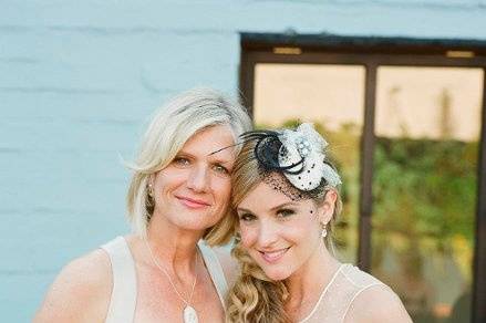 Mother of Bride: Kim (left)
Bride: Holly (right)
Photographer: Braedon Flynn
Hair: Adriana Bolanos