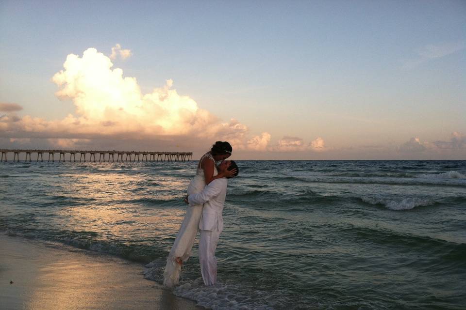 Pensacola Beach Weddings by BeachPreacher.com
