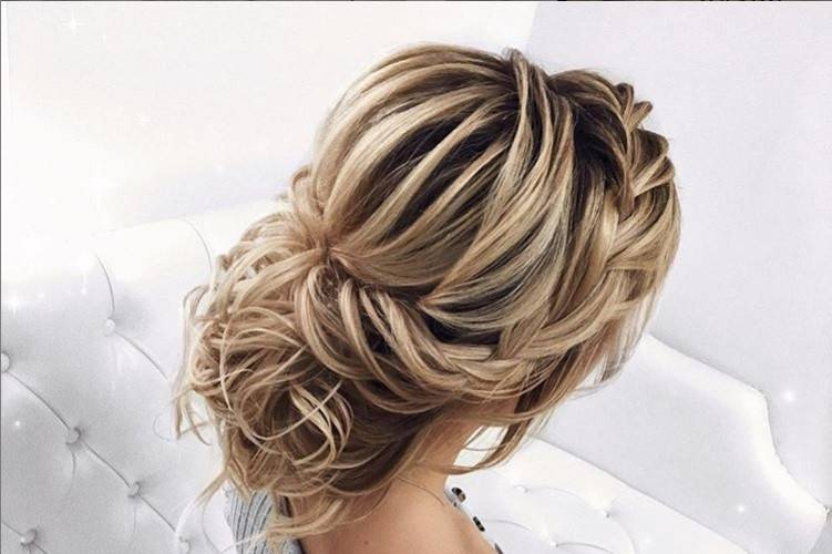 Low updo