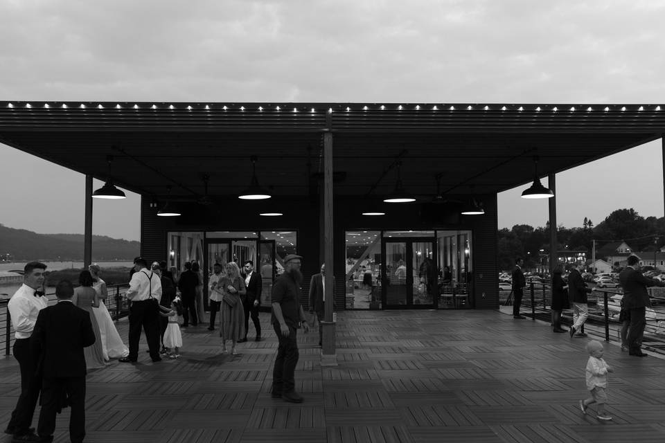 Lakeside Terrace