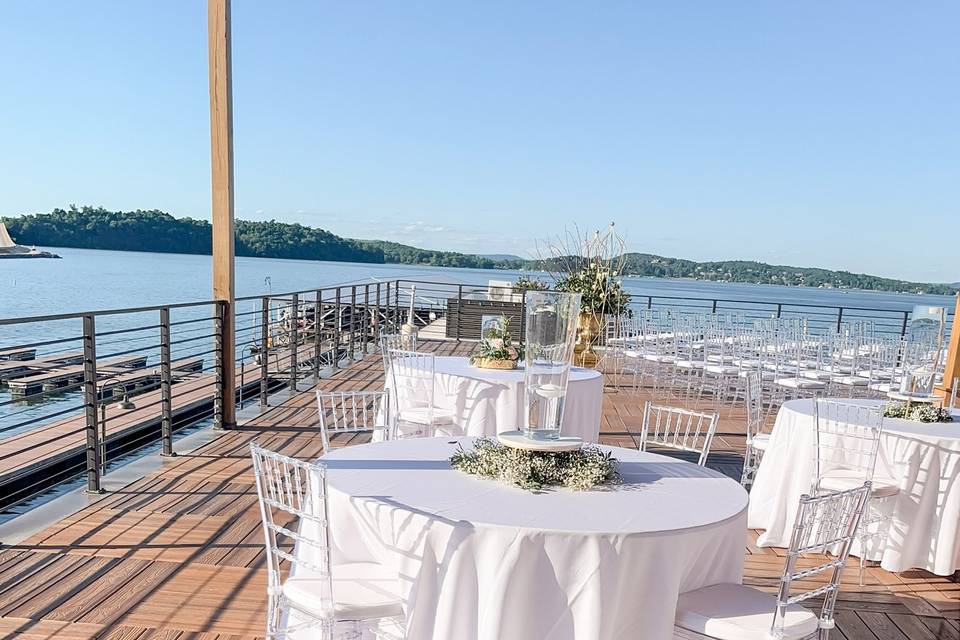 Lakeside Terrace