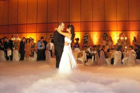 Dancing on a cloud Dry Icr Fogger