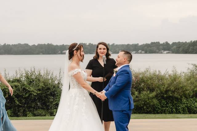 Rabbi Noyo - Officiant