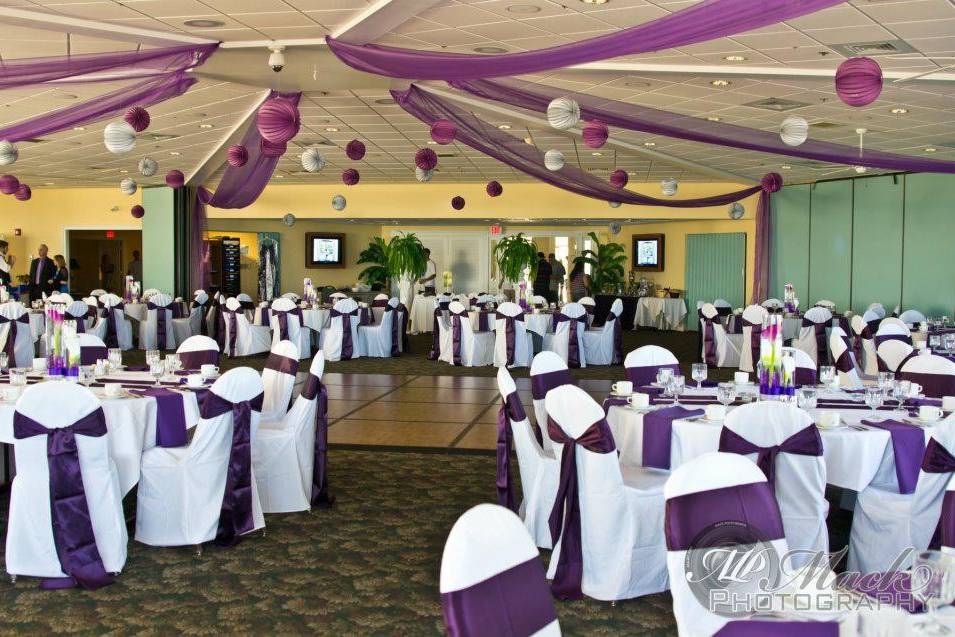 Violet reception hall decor