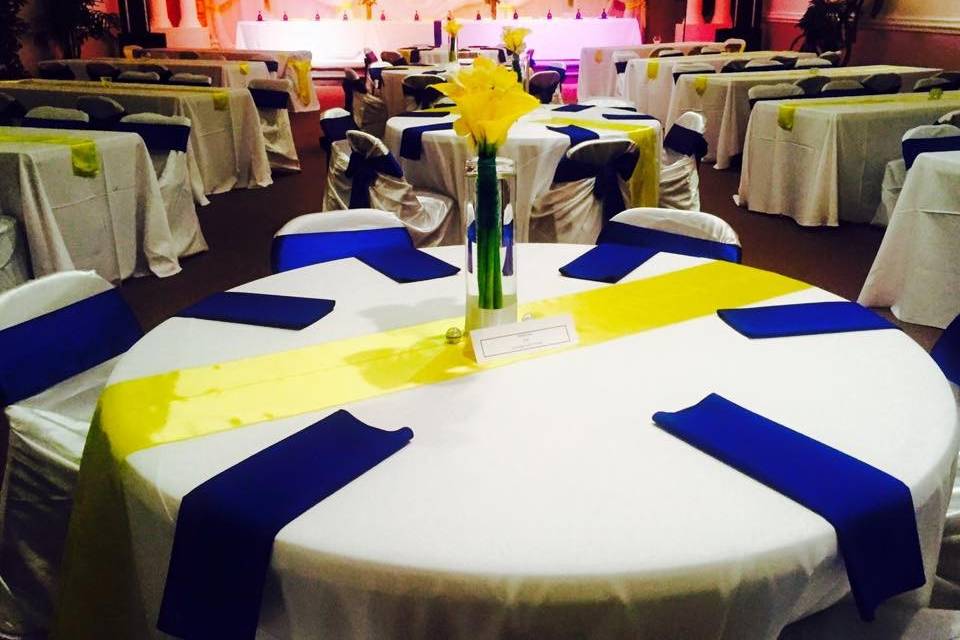 Blue and yellow table decor