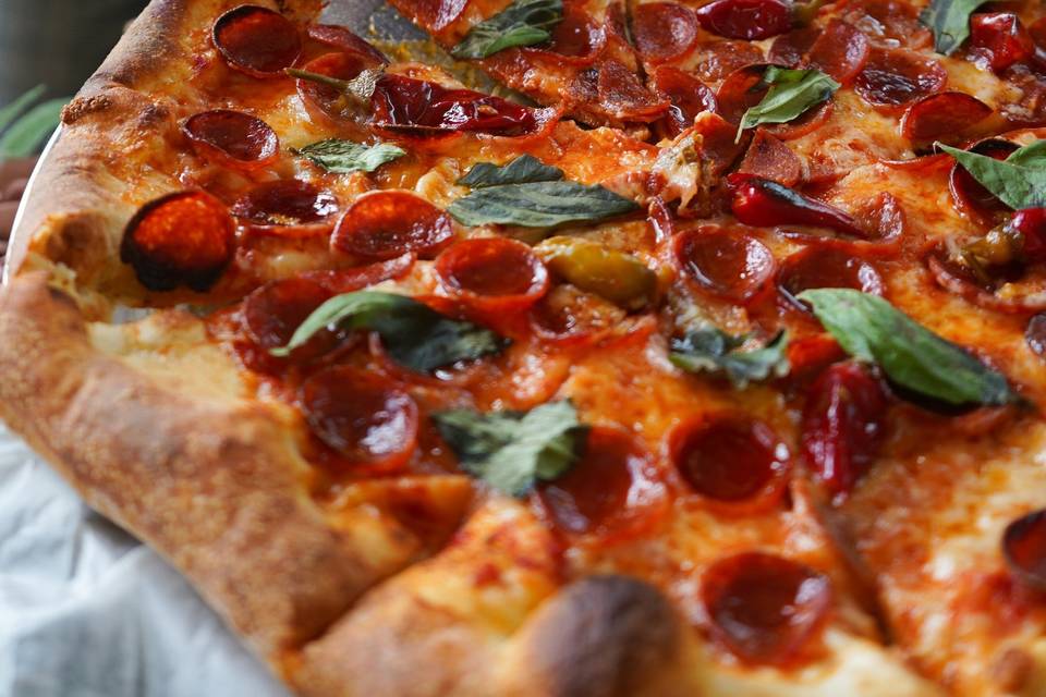 Hornet Pizza