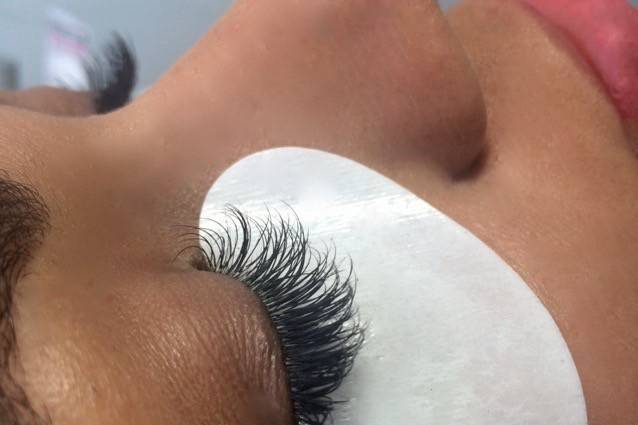 Long eyelashes