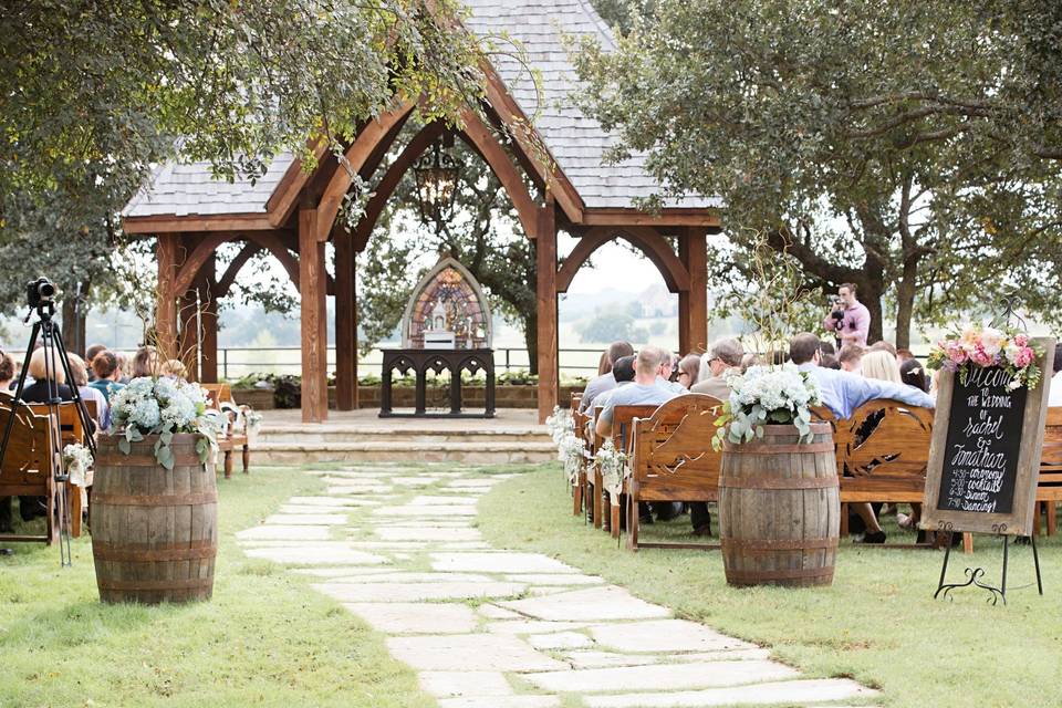 Outdoor Ceremony