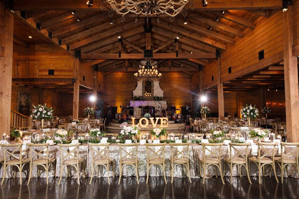 Classic Oaks Wedding and Event Venue