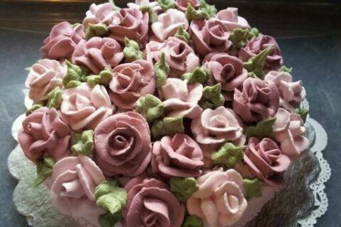 Flower designed cake