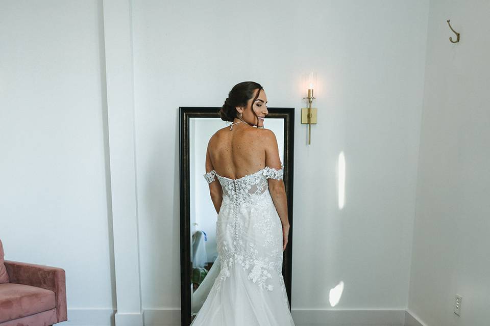 Bride gets ready