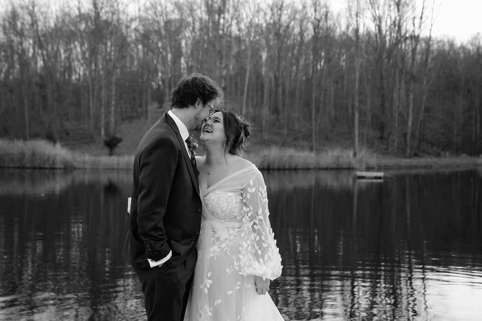 Goofy bride and groom