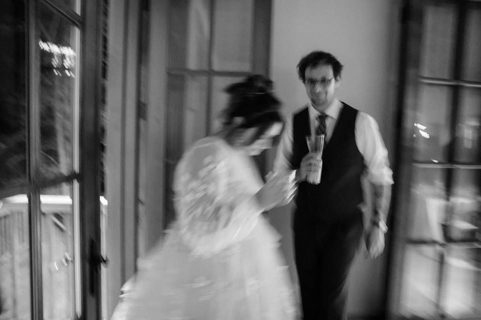 Blurry bride