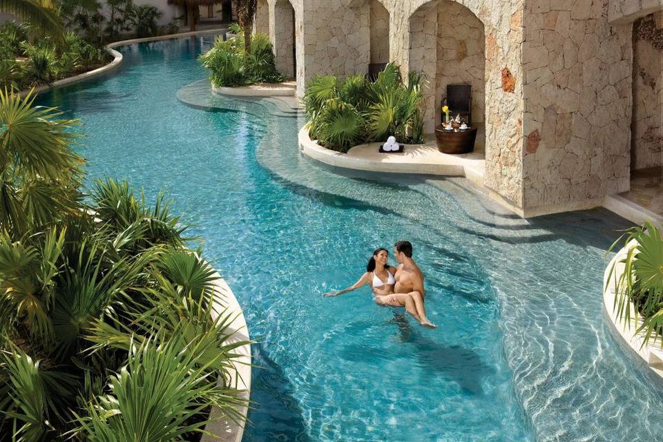 Swim-out rooms!