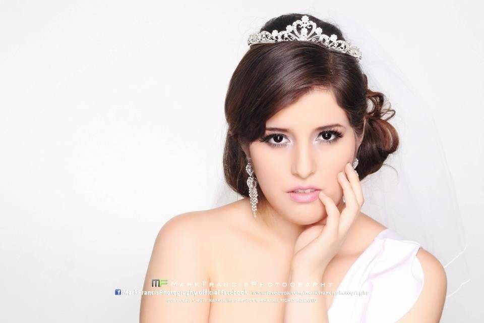 MAKE-UP BY ROWENA