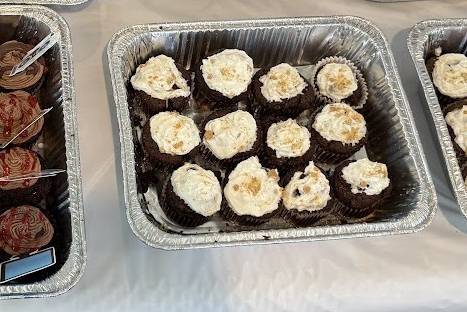 Cupcake Deserts (3 Flav)