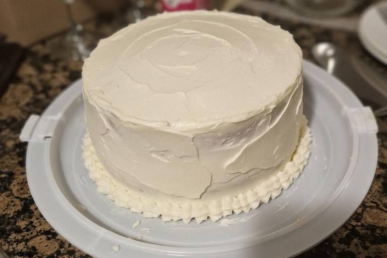 Apple Pie Cake with Strawberry