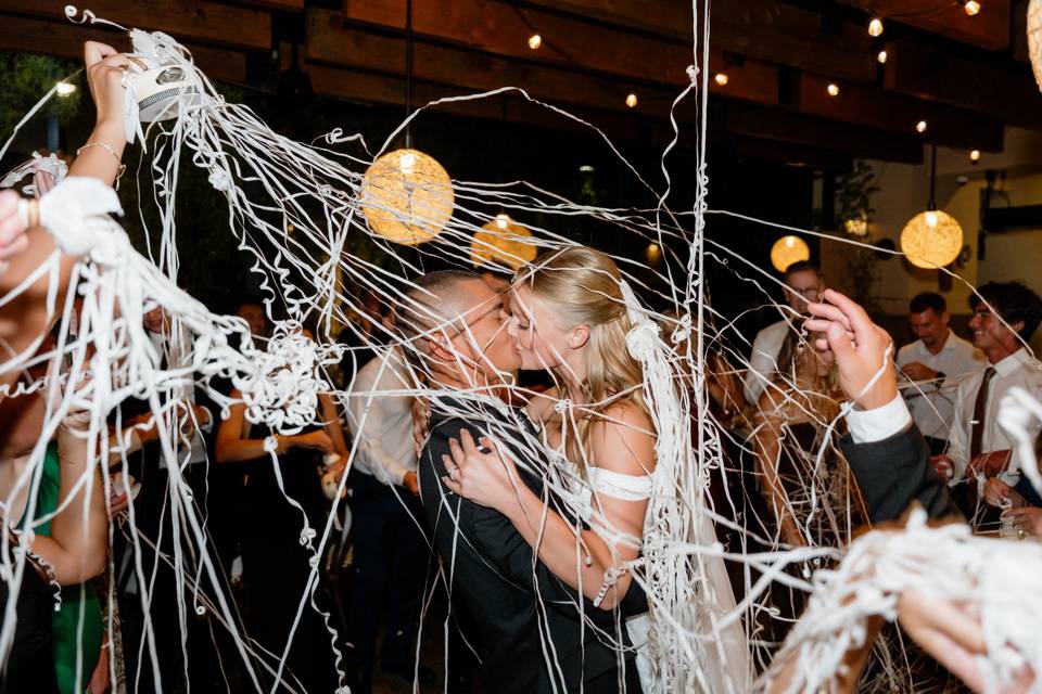 06-reception-streamer-sendoff.jpg