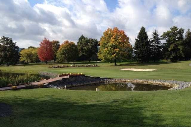 Lewistown country club