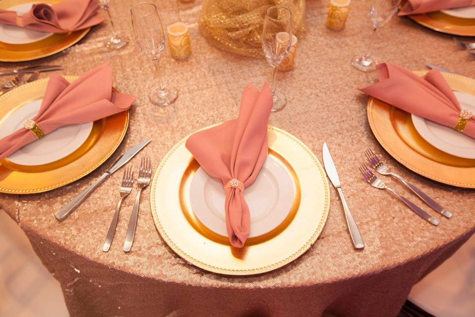 Reception table setting